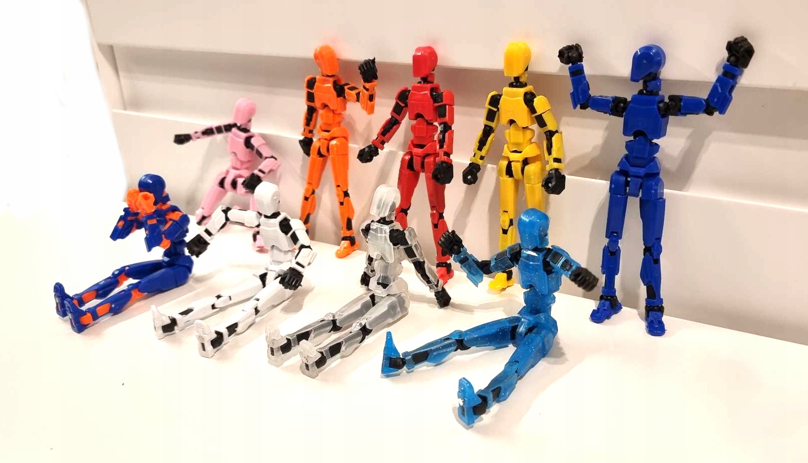 Mini Figurka Mini Legendy +pakiety broni+stojak Magnesy w nogach Biały - obrazek 8